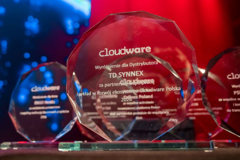 TD SYNNEX EU team wins the Partnership, Cooperation and Development Award from Cloudware Polska at the Cloudware Sync Hub 2026.