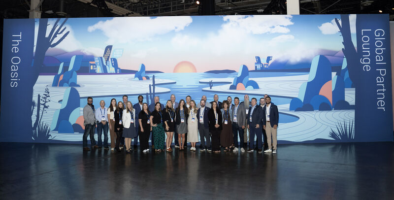 TD SYNNEX North America team accepting Dell's North America Federal Growth Partner of the Year award at the Dell Technologies World 2026 event (2/2).