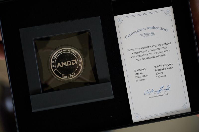 TD SYNNEX Poland receives AMD's Strategic Distributor award in Warsaw (3/3).